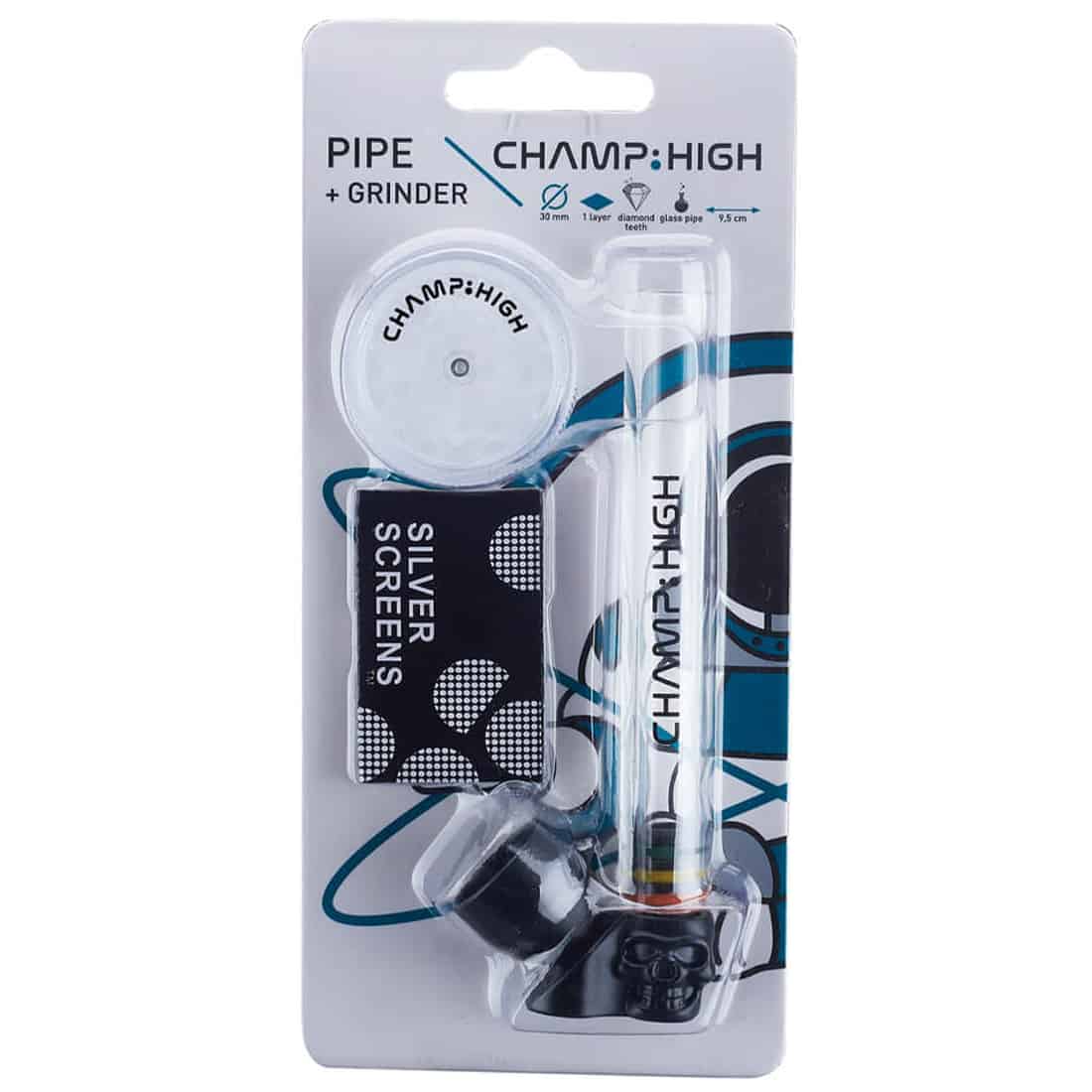 Transparent glasrør med en kranieformet struktur. Overfladen har en glat finish, der reflekterer lys og skaber en glitrende effekt. Røret har en sort, rund mundstykke og en indgang til røg, placeret på kraniets top. Detaljer som øjne og næsebor er tydeligt udformet, hvilket giver en dramatisk og kunstnerisk fremtoning.