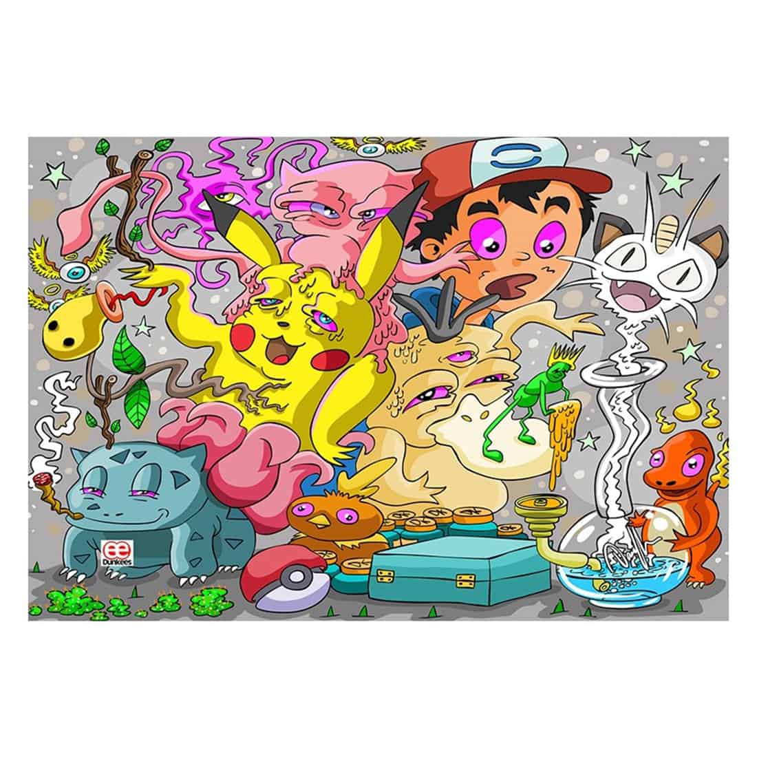 En rødt og sort lygte med en cylindrisk form præget af en mat overflade. Lygten har en sort, gummibelagt bund og en rund reflektor, der skinner lyst. Øverst er der en justerbar knap til lysstyrke og en lille krog til ophængning. Den sorte strop er fastgjort til lygten og tilføjer et funktionelt element.