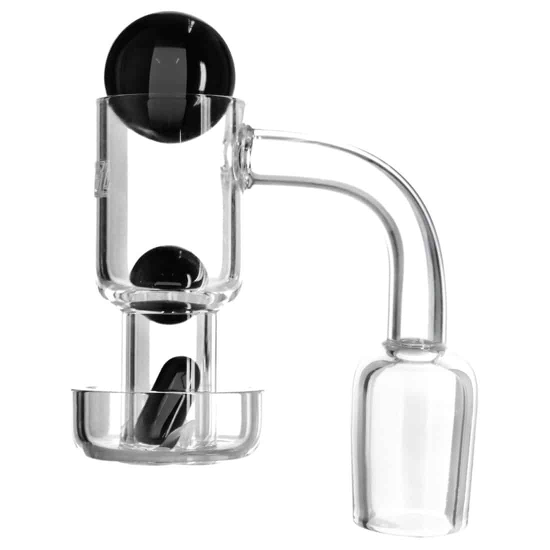 En dabbing bowl præsenteres i sort glas med en glat overflade. Den har en konisk form, der afsluttes med en bredere kant. Indersiden har en glansfuld finish, mens ydersiden er mat. Bowlens hals er forsynet med et SG18 tilslutningspunkt, der fremstår robust. Det samlede design er enkelt og funktionelt, med fokus på materialets kvalitet.