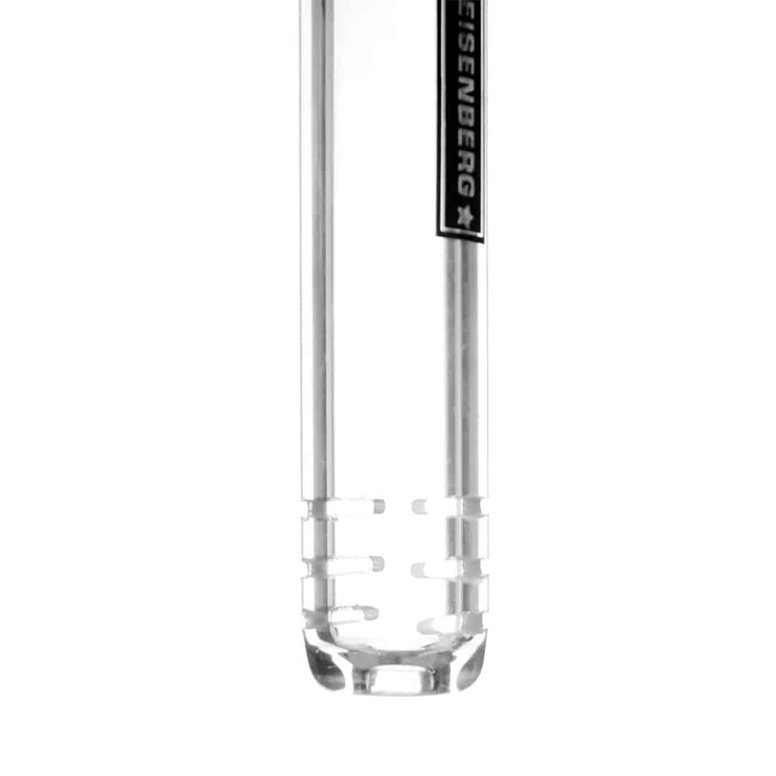 En slithole-adapter i metal præsenterer sig med en mat sølvfarvet overflade. Adapteren har en cylindrisk form med en indvendig gevindstruktur og en udvendig glat overflade. I den ene ende findes en konisk del, mens den anden ende har en flad, bredere udfærdigelse. Gevindene er tydeligt markeret, og adapteren har et enkelt, funktionelt design uden yderligere dekorationer.