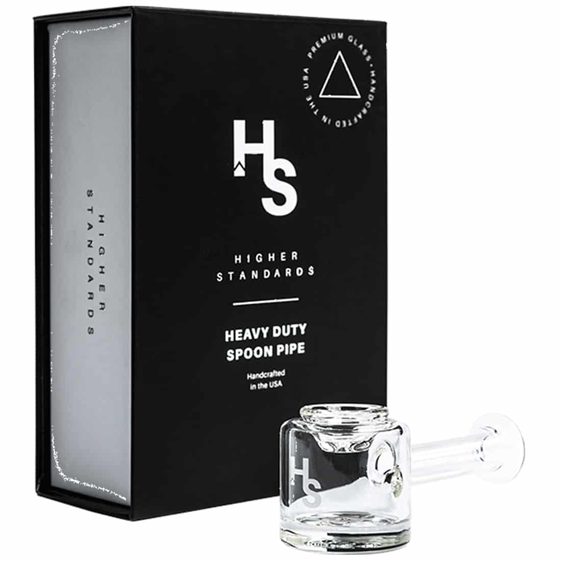 En solid, rørformet struktur med en diameter på 110 mm præsenterer sig i en metallisk sølvfarve. Overfladen er glat, mens enderne har en let buet form. Der er en tydelig skillelinje, hvor et sort, fleksibelt materiale møder den hårde metaloverflade. Den samlede form er funktionel og strømlinet, hvilket tydeligt signalerer robusthed.