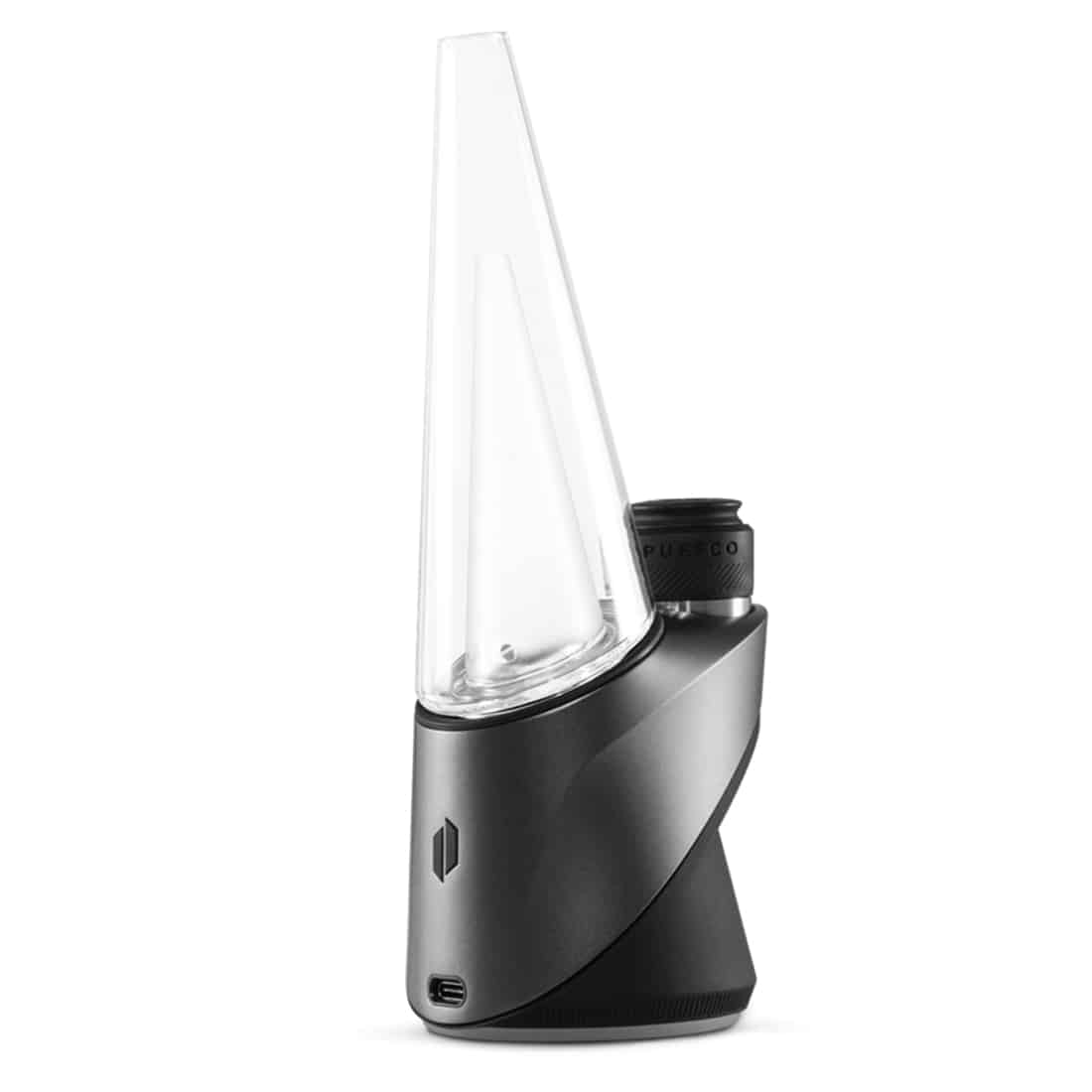 En kompakt vaporizer med en glat, sort plastikoverflade og en gennemsigtig, oval skål i toppen. Den har en buet form og en integreret mundstykke. En LED-indikator viser status med forskellige farver. Fodens base har en robust, cirkulær form med en skridsikker tekstur. En lille, rund knap er placeret på siden til betjening.