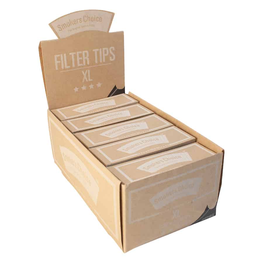 Æske med "Smokers Choice - Natural XL Filtertips" indeholdende flere pakker i emballagen.