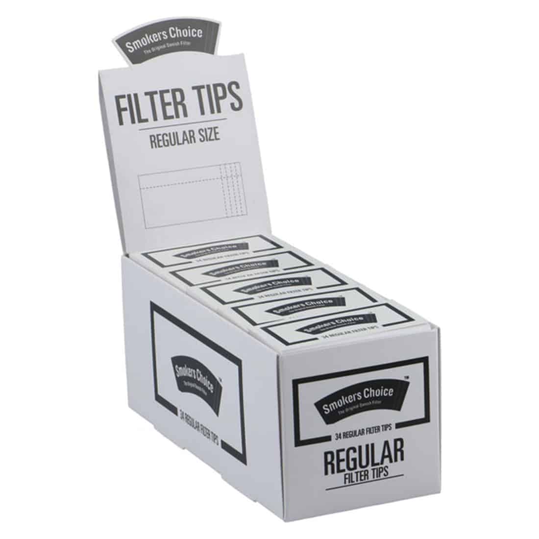 En hvid, cylindrisk beholder i plast prydet med en sort skruehætte. Beholderens overflade er glat med en let skinnende finish. På forsiden er der en grafisk illustration med tekst, der indeholder farverne sort og rødt. Det grafiske design omfatter en stiliseret figur og symboler, der er tydeligt adskilt fra baggrunden.