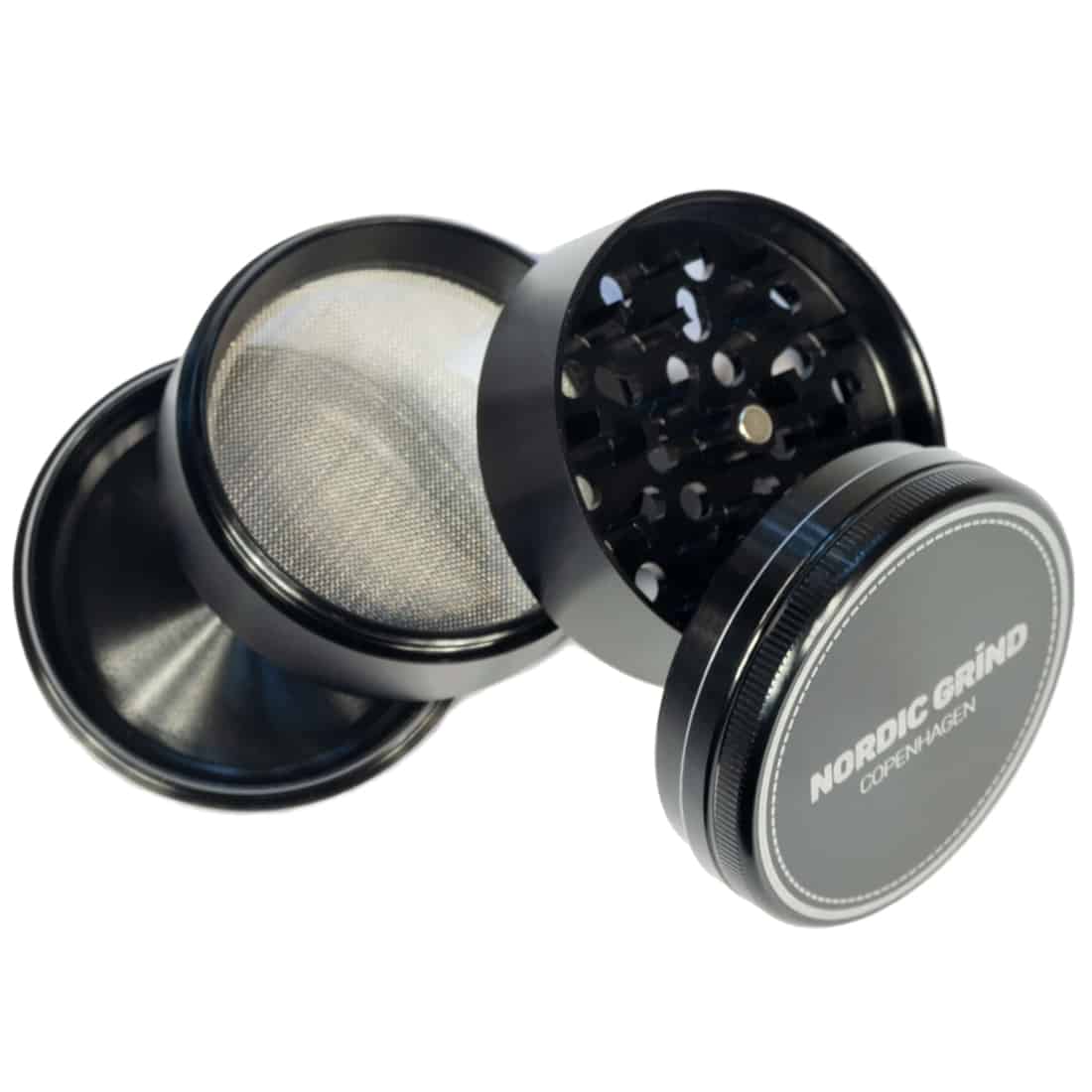 En sort klubbe med en glat, mat overflade, der har en diameter på 63 mm. Håndtaget er langt og cylindrisk, fremstillet i et robust materiale. For enden af håndtaget er der en let buet form, der giver et ergonomisk greb. Farven er ensartet uden synlige mønstre eller teksturer, hvilket fremhæver det stilrene design.