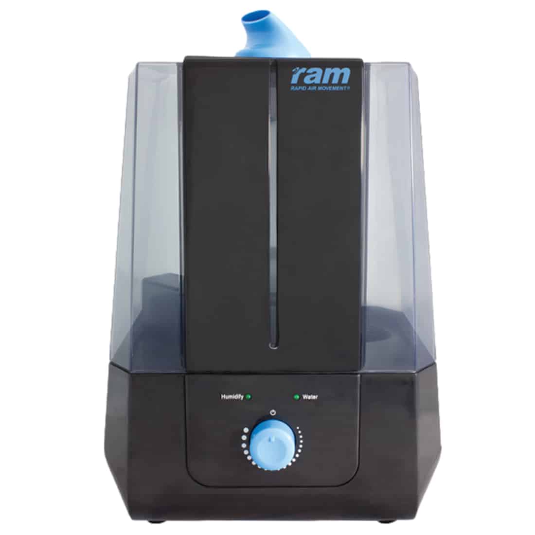 En luftfugter med en kapacitet på fem liter præsenterer sig med en glat, hvid plastoverflade og en let afrundet form. Den har en transparent vandtank, der viser vandstanden, samt en kontrolknap i en lys grå nuance. Øverst findes en udluftningsåbning, der udsender en fin tåge. Designet er enkelt og funktionelt.