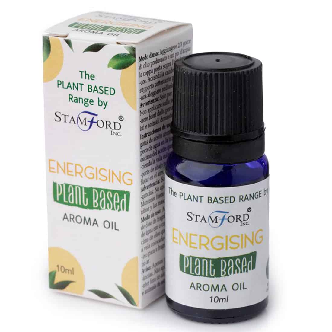 Flaske med en slank, mørk glasstruktur, der indeholder 10 ml aromaterapeutisk olie. Flaskens etiket prydes af en grøn og hvid farvekombination med en planteillustration og sort tekst. Låget er sort og har en skruemekanisme. Baggrunden er lys, hvilket fremhæver flaskens elegante design og indholdets naturlige karakter.