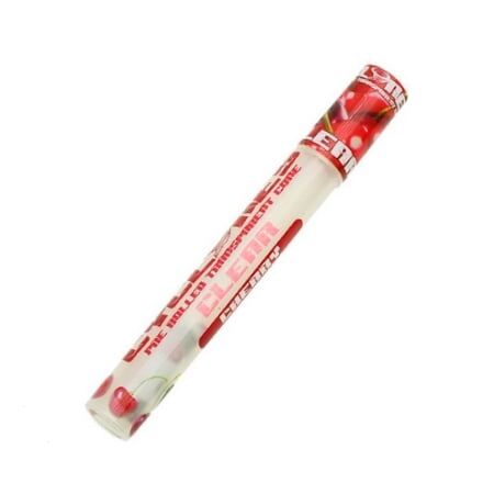 En transparent kegleformet genstand i klart materiale med en let buet top og en bredere bund. Overfladen er glat og skinner, hvilket skaber refleksioner af lys. Indvendigt er der en rød kirsebærfarvet detalje, der tilfører farvekontrast. Kanten af keglen er præcist afskåret, og formen er enkel, men markant visuelt.