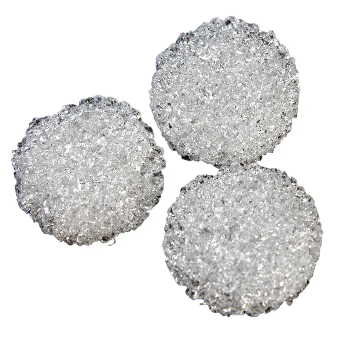 Sort glasriste med en tykkelse på 15 mm, prydet med et ensartet mønster af små, dekorative blade. Overfladen fremstår glat og skinnende, hvilket skaber en refleksion af omgivelserne. Kanten er skarp og præcis, og materialet virker robust. Risten er designet til at være både funktionel og æstetisk tiltalende, med en dyb sort farve, der tilføjer elegance.