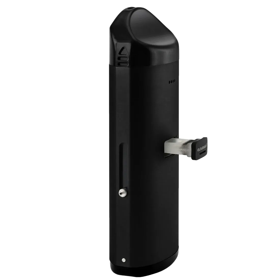 En kompakt vaporizer i metallisk sølvfarve med en glat overflade. Den har en slank, rektangulær form og afrundede kanter. Foran ses en digital skærm med sort baggrund og hvide tal, der viser temperaturindstillinger. På siden findes en knap med en cirkulær form, der er let tilgængelig. Bunden har ventilationshuller og en USB-port til opladning.