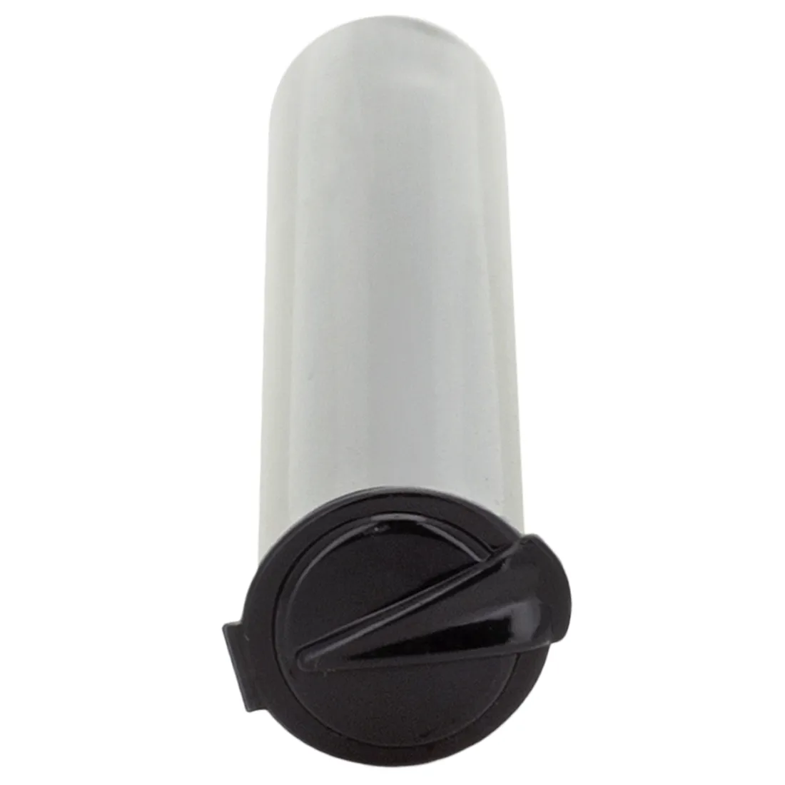 En konisk, gennemsigtig beholder med en diameter på 120 mm, fremstillet af plastmateriale. Overfladen er glat med en let glans, der reflekterer lys. Beholderen har en ensartet form uden dekorationer. Den åbne top muliggør nem adgang, mens bunden er flad, hvilket giver stabilitet. Farven er klar, hvilket lader indholdet skinne igennem.