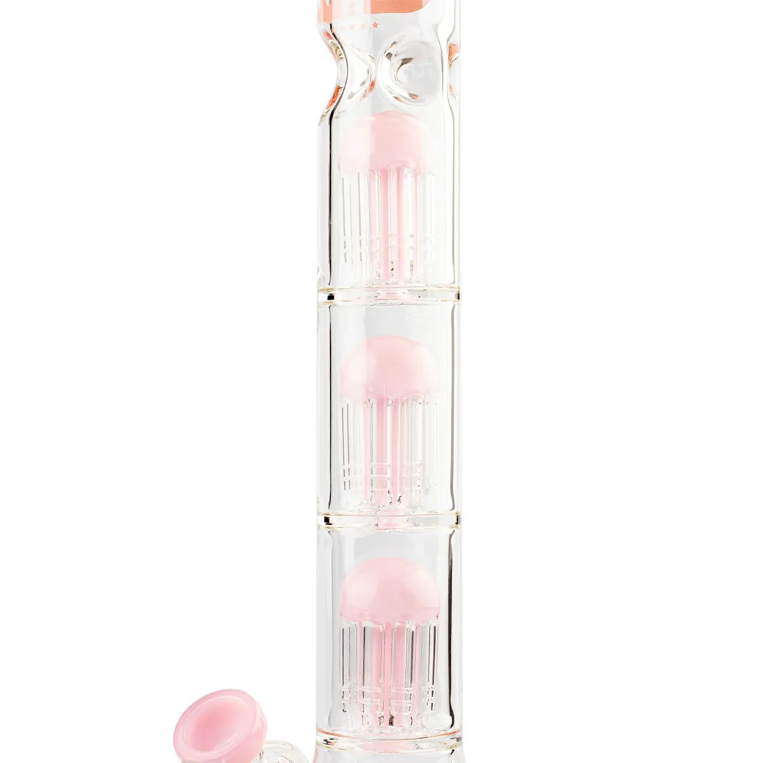 En høj, slank perkolator i klart glas pryder midten af kompositionen, med en elegant lyserød farve, der strækker sig opad. Den har tre perkolatorarme, der forgrener sig ud fra kroppen, og en gylden linje løber langs kanten af hver arm. Overfladen er glat, og der er fine detaljer i glasstrukturen, som reflekterer lys.