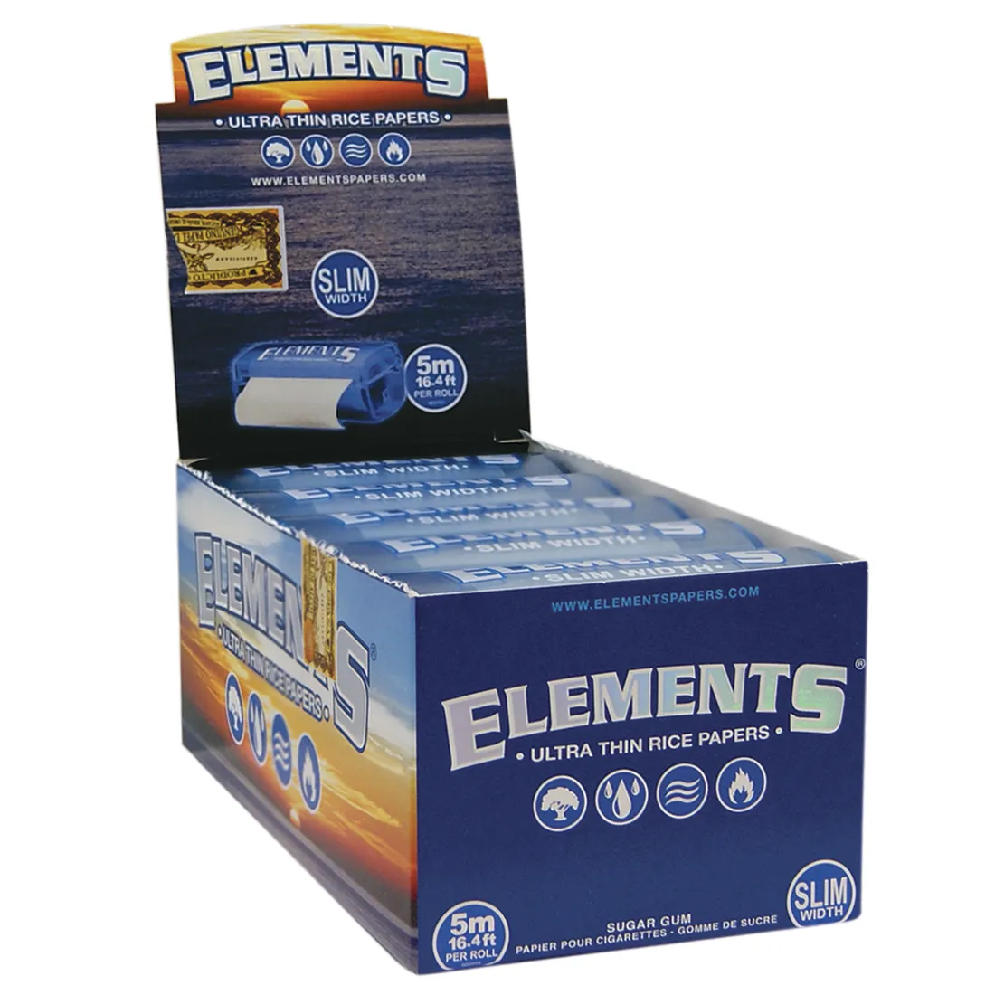 En slank holder til meterpapir fremstillet af klar plast, der præsenterer en glat overflade med en let gennemsigtig effekt. Holderens rektangulære form har afrundede hjørner, og den er udstyret med en åbningsmekanisme i den ene ende. På siden er der en lille flap, der sikrer, at meterpapiret forbliver på plads. Farven er neutral, hvilket giver en enkel og funktionel æstetik.