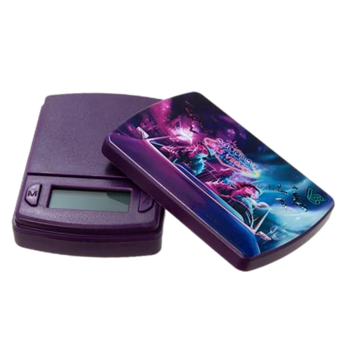 Skalebud SB-100T bat i farven country præsenterer et mat, struktureret greb med en let skridsikker overflade. Den lange, slanke form afsluttes med en glat, rund klinge, der har en ensartet, lys finish. Kanten af klingen fremstår skarp og veldefineret, mens en diskret logo-indsats pryder grebets nederste del, hvilket tilføjer en subtil detalje.