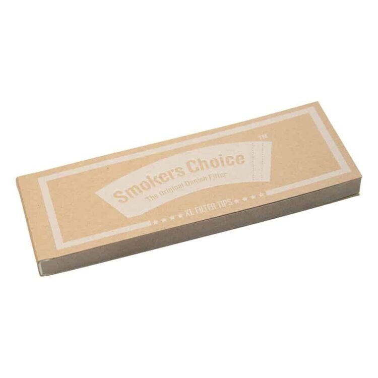 En beige pakke med "Smokers Choice - Natural XL Filtertips" vises elegant på en uberørt hvid baggrund.