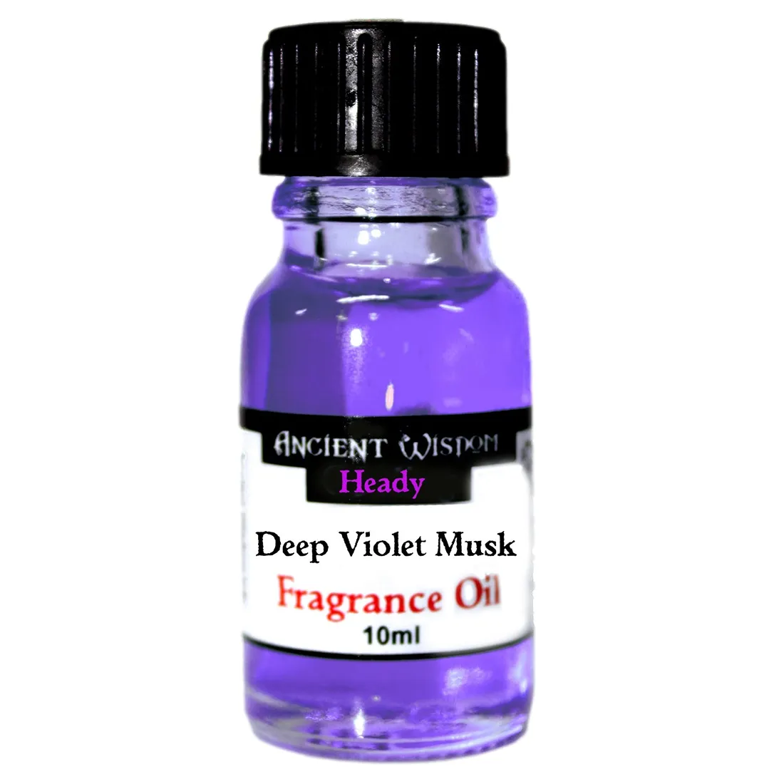 En lille, gennemsigtig glasflaske indeholder en dyb, violet duftolie. Flasken har en enkel, rund form med en mørk, skruehætte. Etiket på flasken præsenterer navnet "Ancient Violet" i elegant skrifttype, med grønne og gyldne detaljer. Olien har en glat, blank overflade, der reflekterer lyset, og fremstår som en fyldig væske inden i flasken.