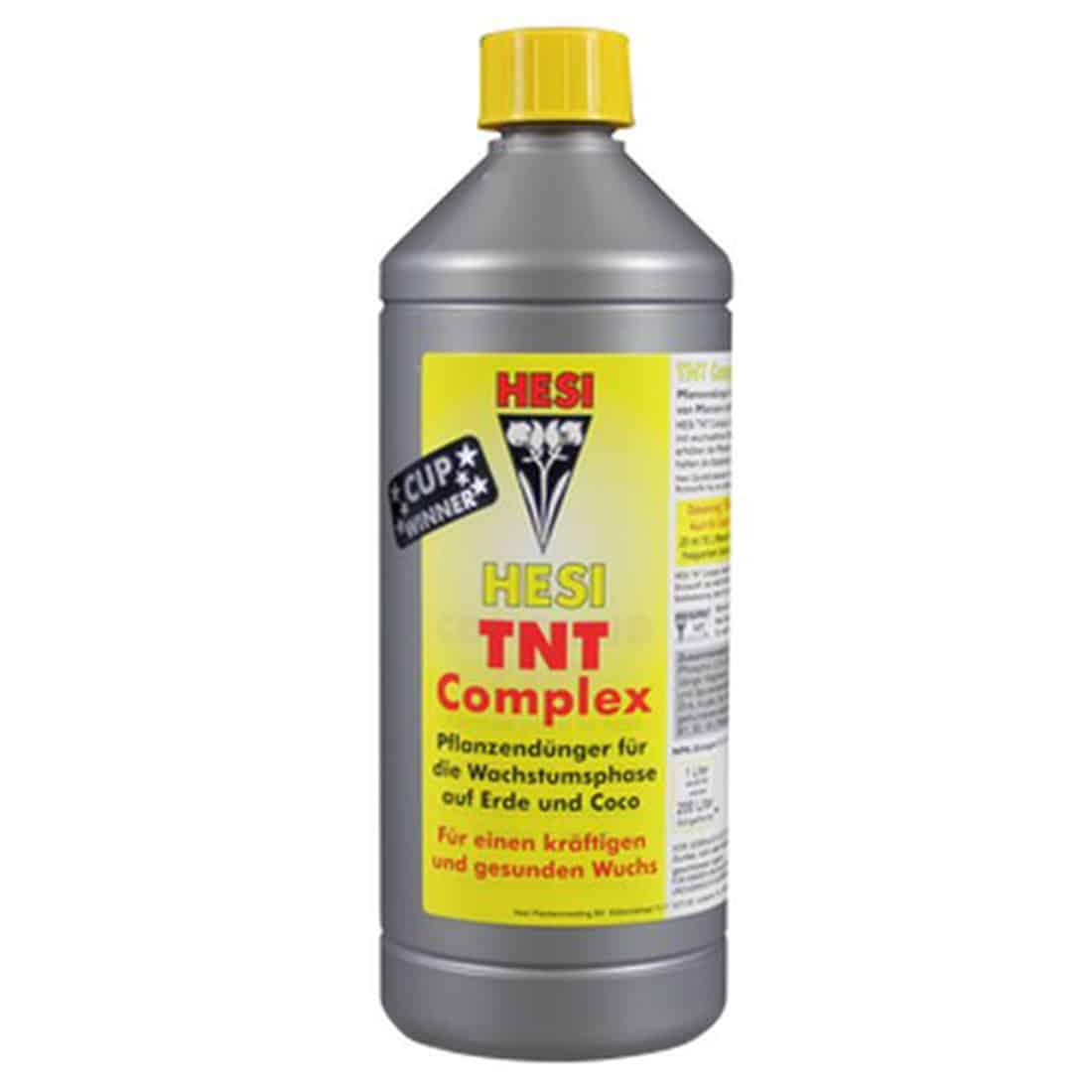 En plastflaske med en cylindrisk form og en kapacitet på 1000 ml. Flasken har en transparent, let opaliserende overflade, der viser en lysegrøn væske indeni. Etiketens baggrund er hvid med grønne og sorte detaljer, der indeholder tekst og symboler. Kappen er sort, med en praktisk skruefunktion. Flaskens design er enkelt og funktionelt.