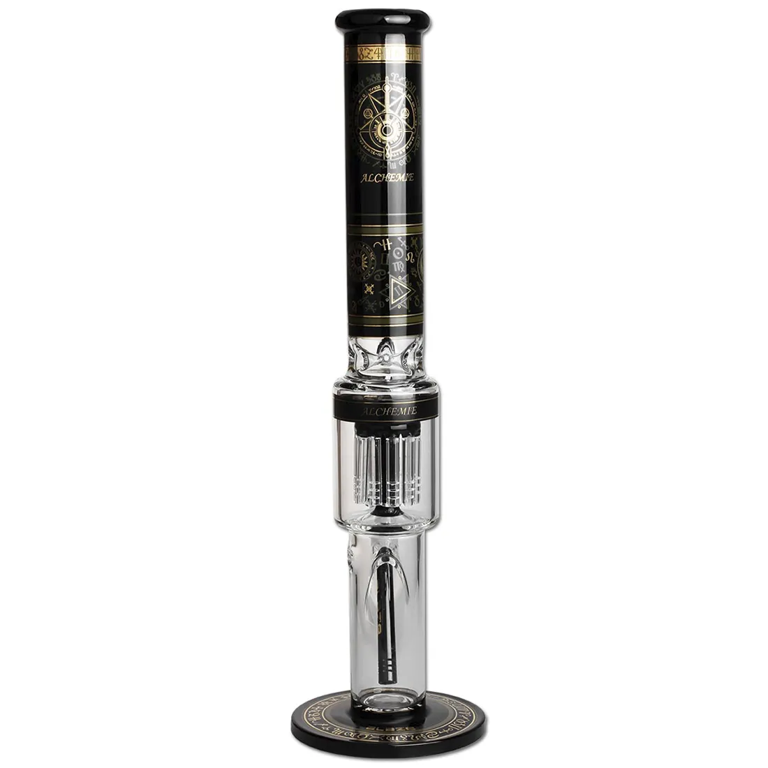 En høj bong står oprejst med en glat, klar glasoverflade, der fremhæver detaljer som en 10-armet perkolator i bunden. Den har en elegant, cylindrisk form med en bred base for stabilitet. Øverst er der en konisk hals, der munder ud i en afrundet kant. Indvendige bobler og vandniveauet skaber en livlig visuel effekt.