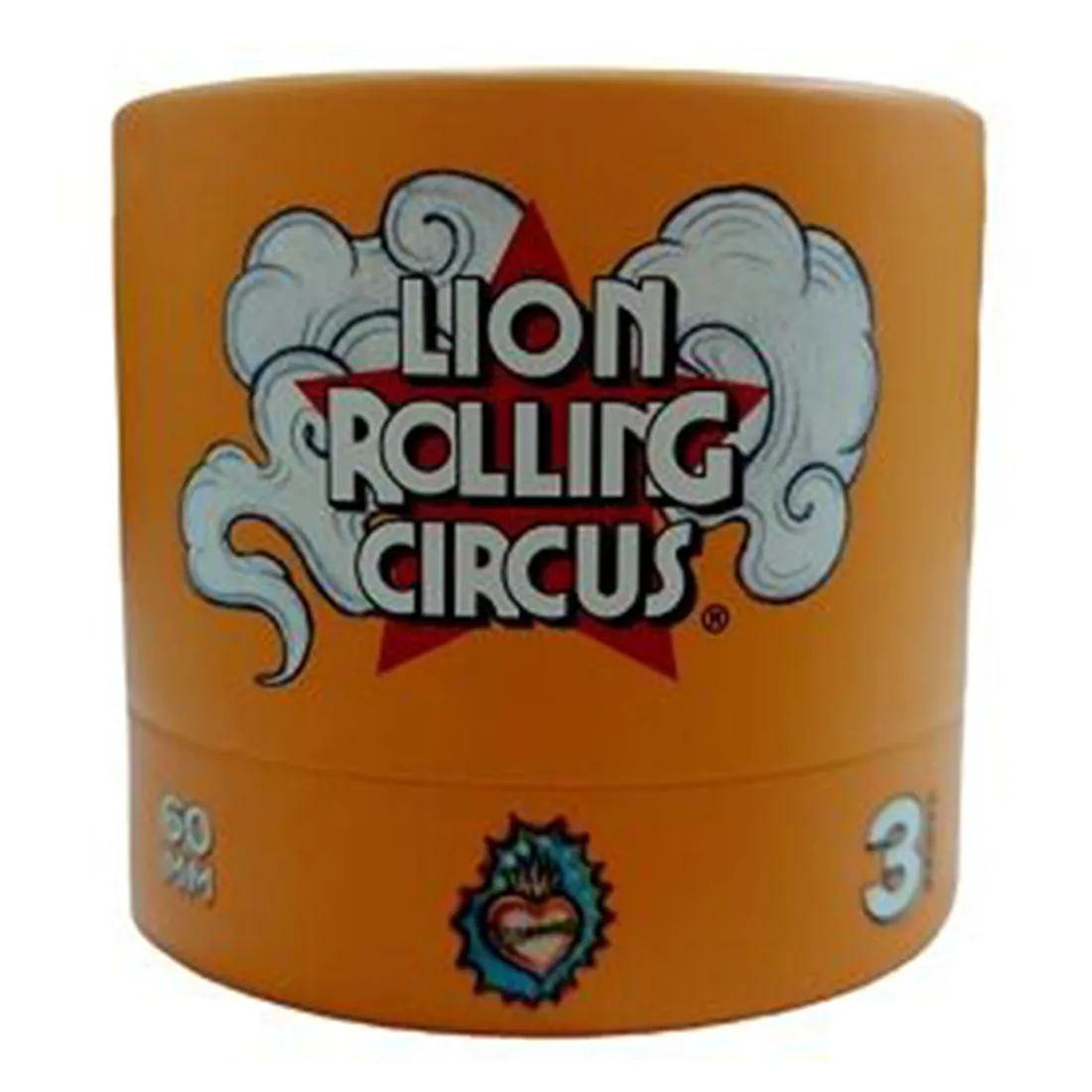 En rullende kværn med en diameter på 53 mm præsenterer sig i en skarp orange farve. Den har en glat, blank overflade af glas og metal, som reflekterer lys. Kværnen er udstyret med et præcist tandhjulssystem og har fine mønstre indgraveret på overfladen. Knapperne er ergonomisk placeret for nem betjening, og designet er kompakt og funktionelt.