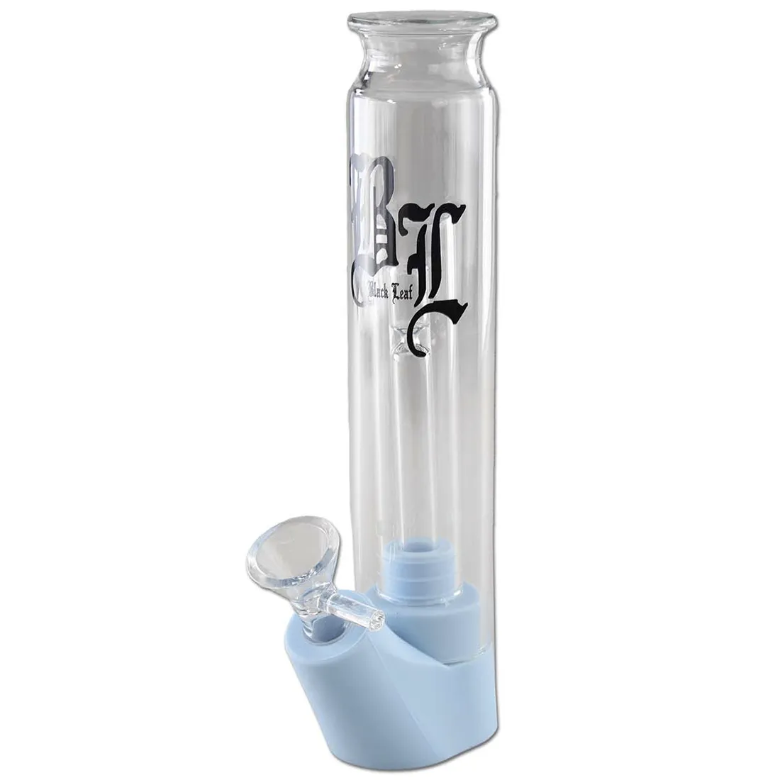 En sort glasbong i form af en stiliseret fugl, prydet med detaljerede, blå bladmønstre. Designet omfatter bløde kurver og en afrundet krop, der giver en glat overflade. En bølget hals strækker sig opad, mens en bred fod sikrer stabilitet. De blå detaljer står i kontrast til den sorte, og der er en åben indgang til brug.