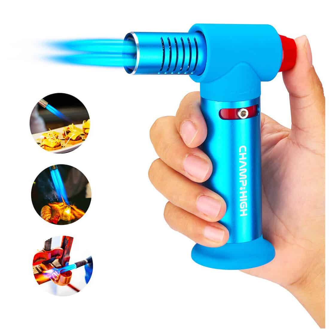 En blå flamme-lighter med en robust metalstruktur pryder midten af beskrivelsen. Den har en slank, cylindrisk form og en børstet overflade, der skaber en elegant finish. Øverst sidder en gasdysse, der udsender en intens blå flamme. På siden findes en justerbar gasventil og en tænderknap, der er let tilgængelig.