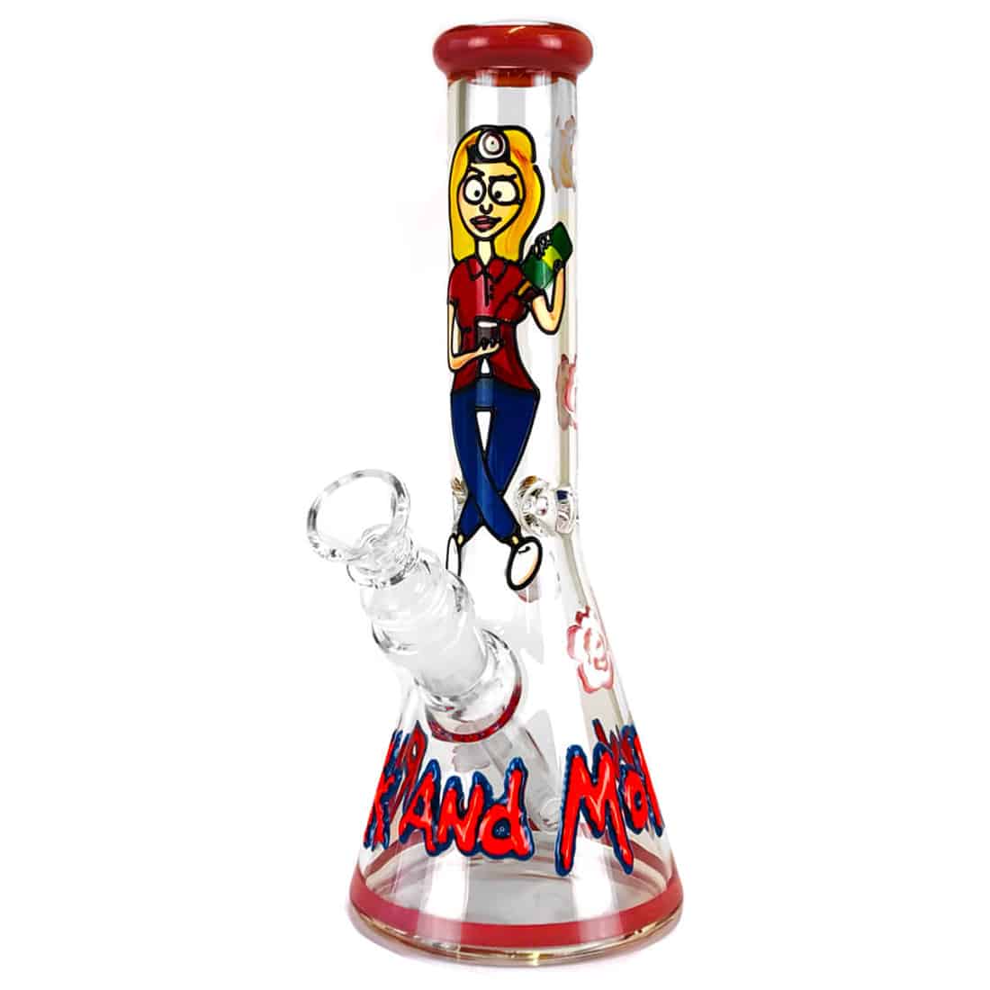 En figur af en ung pige med en cartoon-inspireret stil præsenterer et farverigt design. Hendes hår er lyst og voluminøst, mens hun bærer en lyserød bluse med grafiske mønstre. Bukserne er mørke med en afslappet pasform. Ansigtstrækene er enkle med store øjne og et smil, hvilket giver hende et venligt udtryk. Figuren står på en lille, firkantet base.