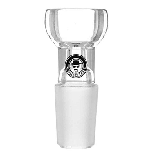 En skål med en glat, skinnende overflade i klart glas, der reflekterer lyset. Skålen har en rund form med en bred åbning og en let indsnævret bund. Den er dekoreret med et geometrisk mønster i sort og hvidt, der skaber en kontrast til det klare glas. Kanten er let bølget, hvilket giver et blødt indtryk.