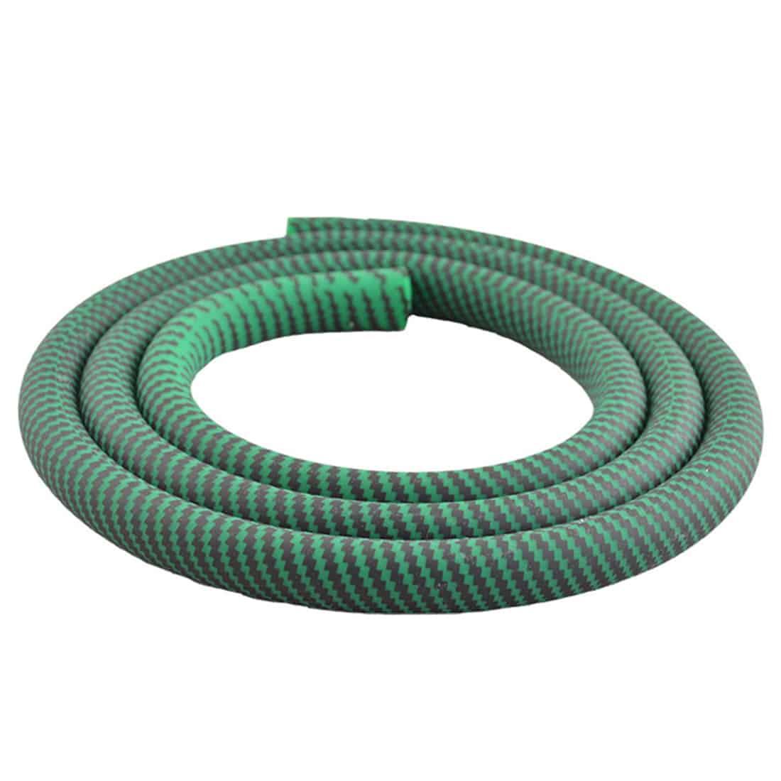 Silikoneformen har en dyb grøn farve med en glat og blød tekstur. Den er formet som en halvkugle, med en let skrånende kant, der giver en elegant profil. Overfladen er ensartet uden synlige mønstre eller mærker. Indvendigt er formen glat, hvilket fremhæver dens klare, geometriske linjer og runde form.