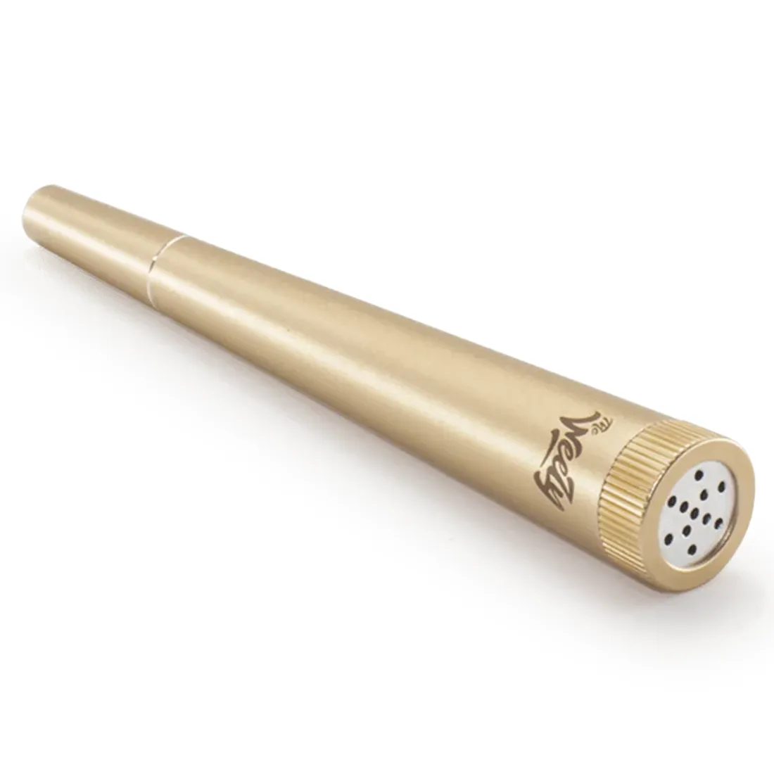 En gylden, metallisk overflade pryder objektet, der har en glat og skinnende tekstur. Formen er strømlinet med bløde kurver, der skaber en elegant silhuet. Detaljer som en lille knap og en diskret logo er placeret strategisk, mens refleksioner på overfladen tilføjer dybde. Farven er ensartet og stråler af luksus og stil.