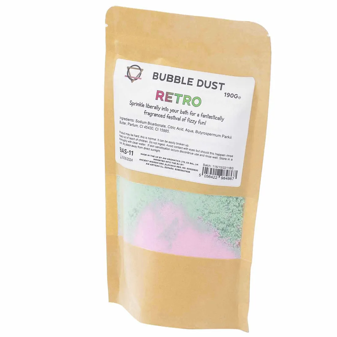 En transparent beholder med en rund, flad form indeholder et fint, glitrende pulver i nuancer af blå, grøn og lilla. Det skinnende støv har en let, krystallinsk struktur, der reflekterer lys og skaber en glitrende effekt. Beholderens låg er sorte og har en skruefunktion, hvilket sikrer tæt lukning. Mængden af støv fremstår generøs, ideel til kreative projekter.