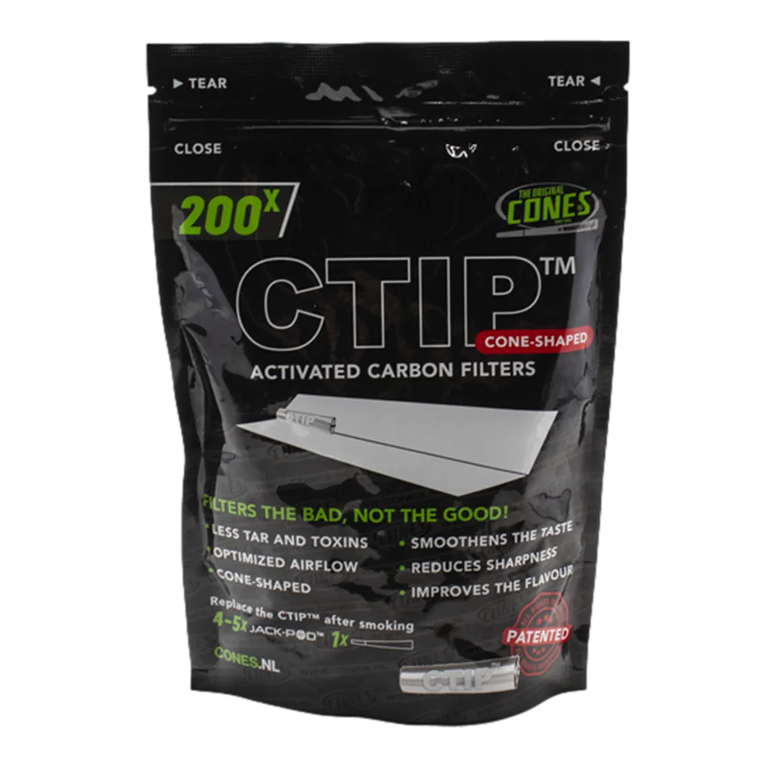 CTIP alu-carbon filter præsenterer en cylindrisk form med en glat, aluminiumsoverflade og en sort, perforeret beskyttende beklædning. Det er udstyret med en tæt, sort karbonindsats, der sikrer effektiv filtrering. Øverste del har en flad kant, mens bunden er forsynet med en række små huller. Mærkningen på siden inkluderer tekniske specifikationer.