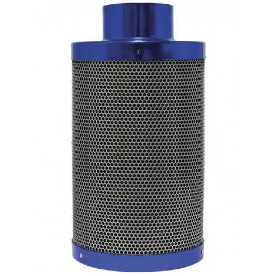 Et cylindrisk kulfilter med en diameter på 150 mm præsenterer sig i en sort, perforeret metalramme. Filtermaterialet er mørkegrå og har en fin struktur, der giver en ensartet overflade. Øverst er der en justerbar ventilationsåbning, mens bunden har en tæt lukning. Filteret er designet til effektiv luftgennemstrømning og har en robust konstruktion.