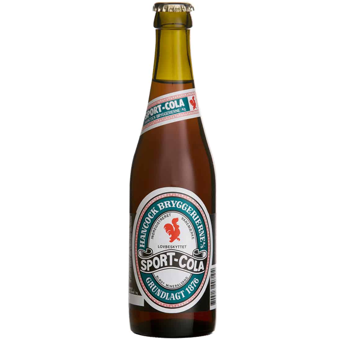 En brun, cylindrisk dåse med en glat overflade prydet af et farverigt etiketdesign. Et stort logo pryder forsiden, omgivet af røde og hvide nuancer samt grafiske elementer. Dåsen har en sølvfarvet top med en ring-pull åbning. Teksten på etiketten angiver produktnavnet, og der er en rød stribe langs bunden, der fremhæver designet.