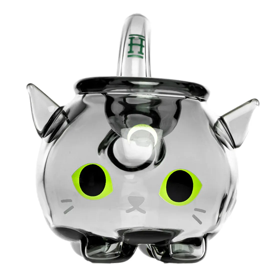 En sort rørformet pibe med en glat, mat overflade. Piben har en let buet form og en bred åbning for enden, hvilket skaber en markant silhuet. Den er dekoreret med subtile indgraveringer, der tilføjer tekstur. Pibens mundstykke er kort og bredt, og den samlede konstruktion fremstår robust og holdbar.